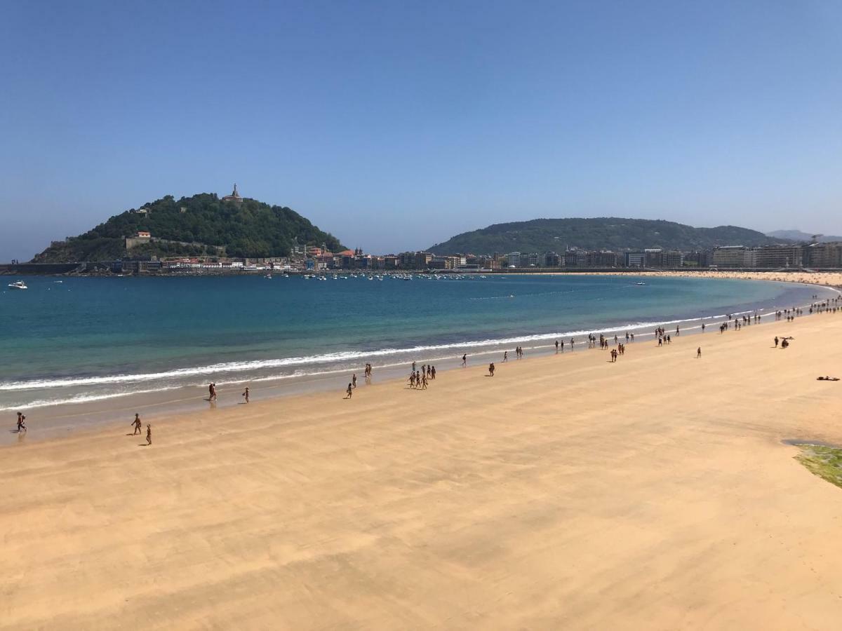 La Madame On La Concha Beach, Seaview Apartment San Sebastián Room photo